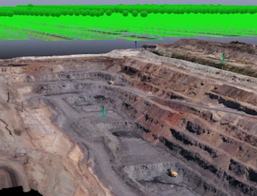 Modèle 3D d'une carrière avec points de captation par photogrammétrie